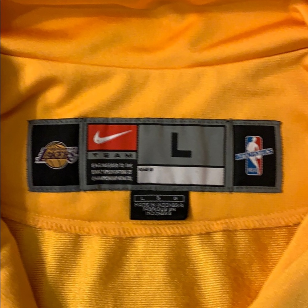 VINTAGE 💯 AUTHENTIC LA LAKERS JACKET (Kobe Era) - Picture 4 of 6